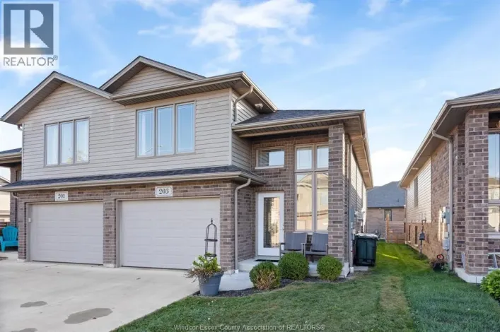 203 ADAMS, Amherstburg