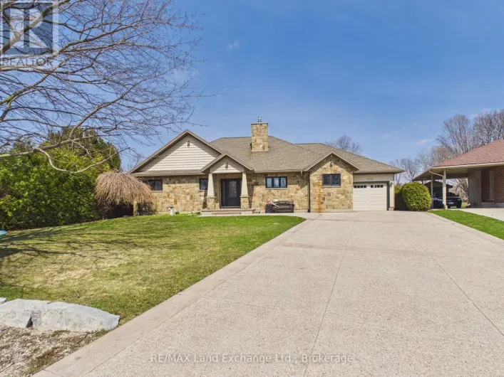 203 CAMPBELL CRESCENT, Kincardine