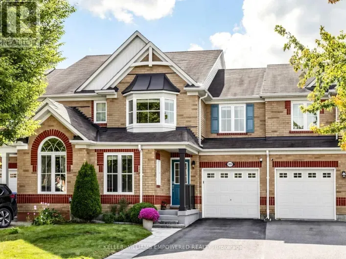203 CHILCOTT CRESCENT, Newmarket