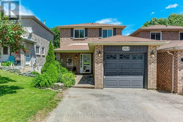 203 COLBORNE STREET, Bradford West Gwillimbury