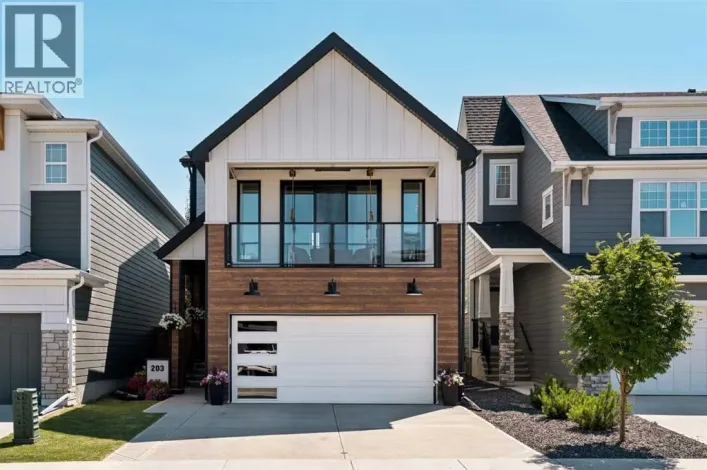 203 Cranbrook Park SE, Calgary