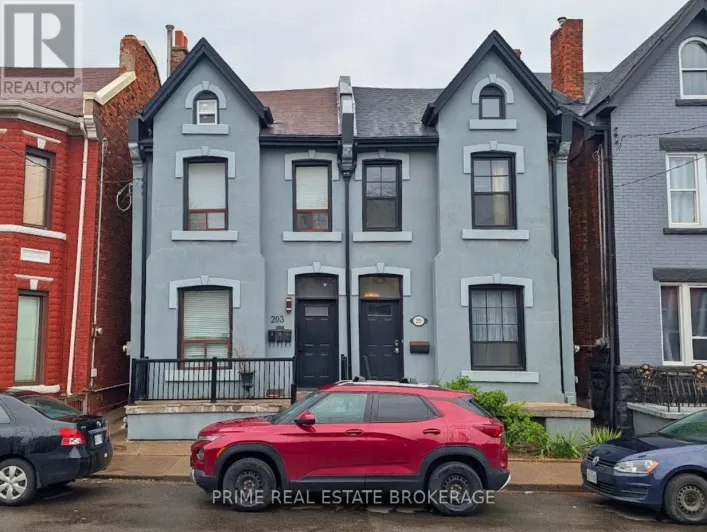 203 JOHN STREET N, Hamilton
