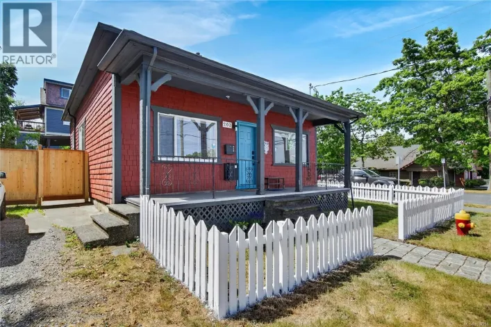 203 Prideaux St, Nanaimo