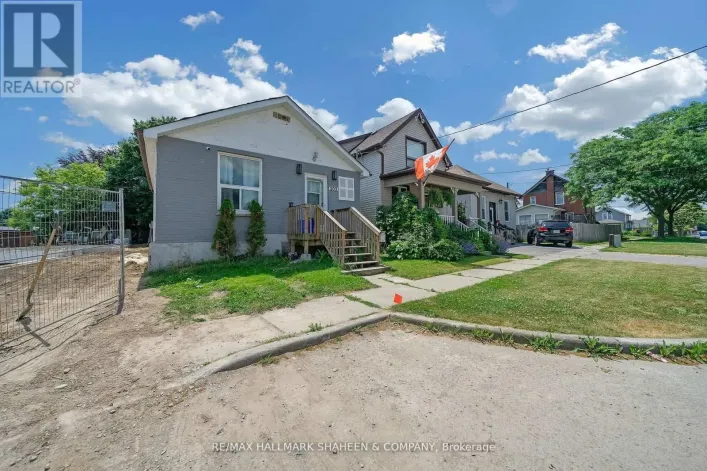 203 QUEBEC STREET, Oshawa