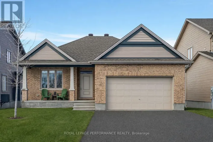 203 STATION TRAIL, Russell