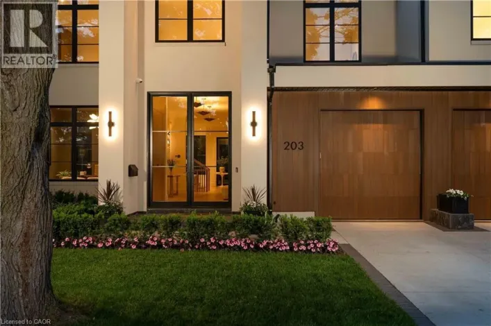 203 WEYBOURNE Road, Oakville