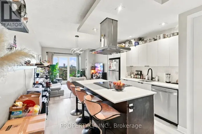 2032 - 165 LEGION ROAD, Toronto