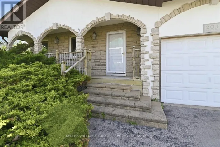 2033 SIMCOE STREET N, Oshawa