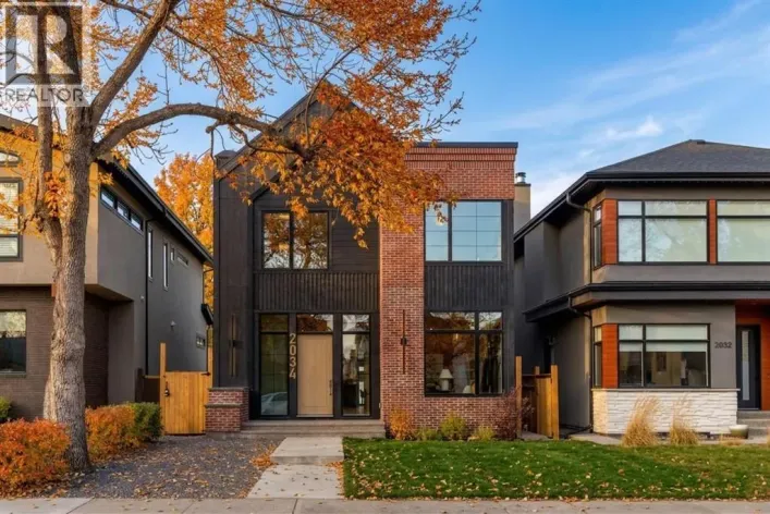 2034 49 Avenue SW, Calgary