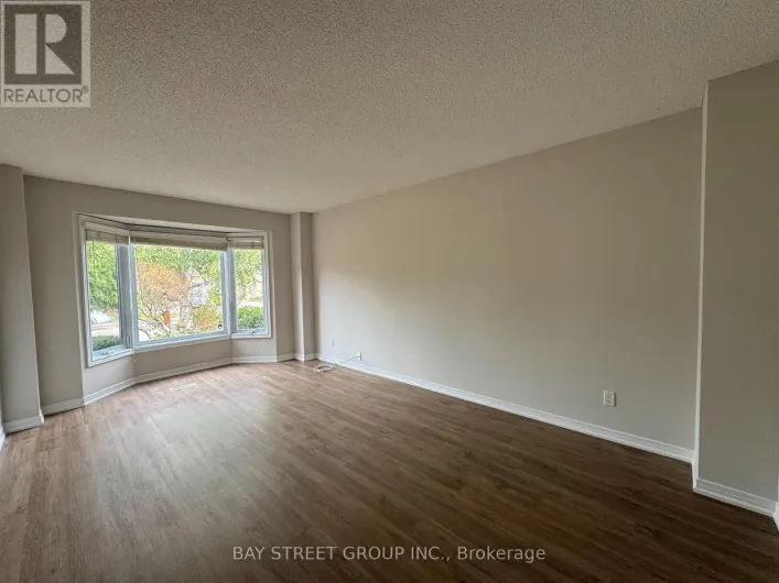 House for rent: 2034 OXFORD AVENUE, Oakville