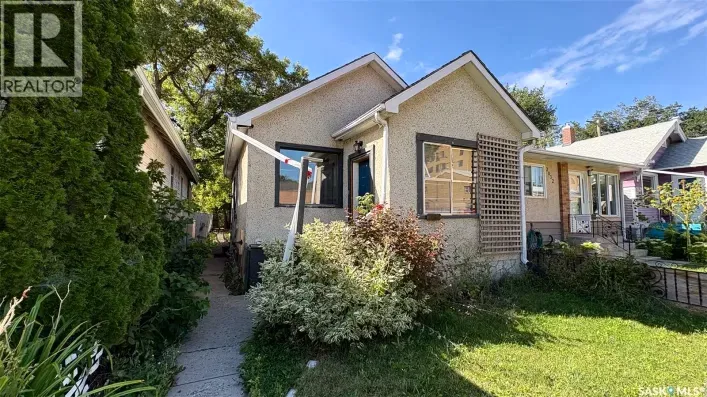 House for sale: 2034 QUEBEC STREET, Regina