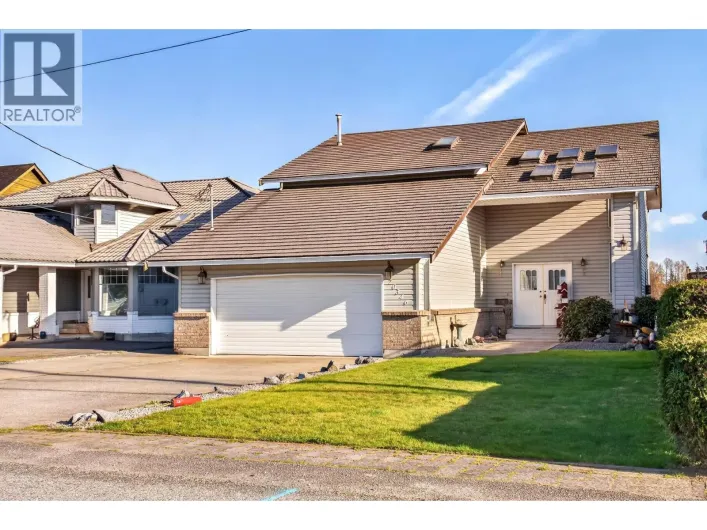 20346 WHARF STREET, Maple Ridge