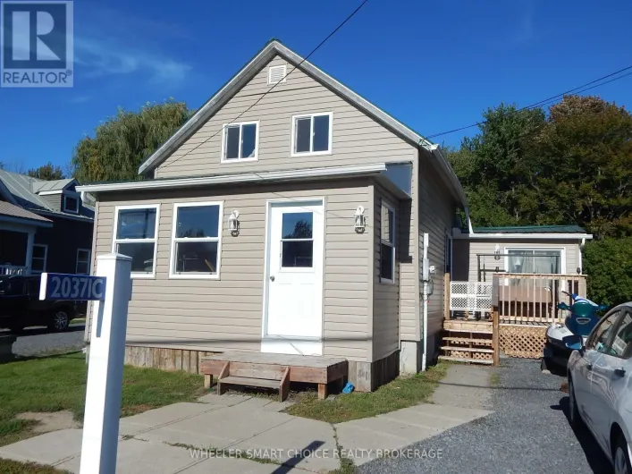 20371 COUNTY RD 2 ROAD, South Glengarry
