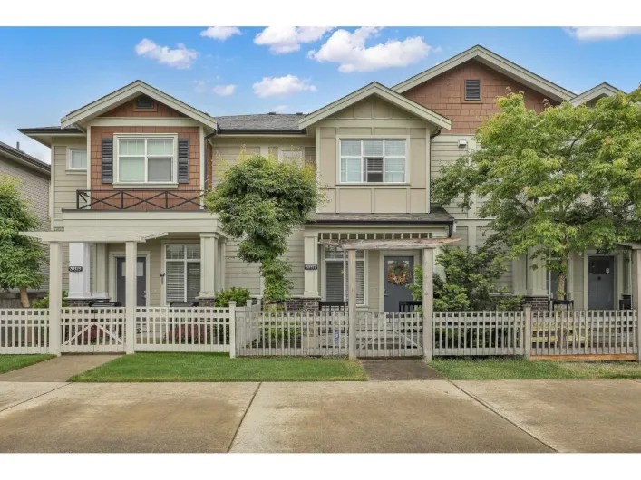 20377 82 AVENUE, Langley