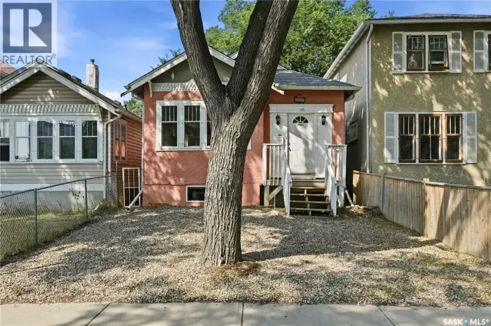 House for sale: 2038 Toronto STREET, Regina