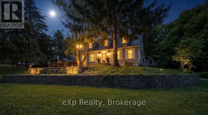 2039 BLACKLOCK STREET, Milton