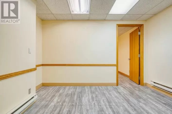 203B - 302 SPADINA AVENUE, Toronto