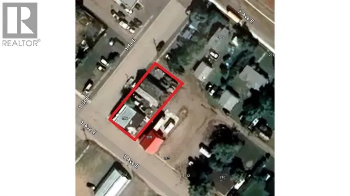 204 1 Avenue E, Hussar