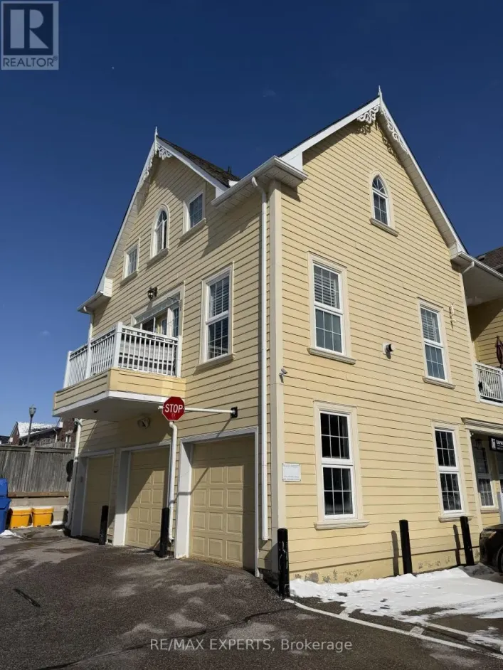 204 - 10472 ISLINGTON AVENUE, Vaughan