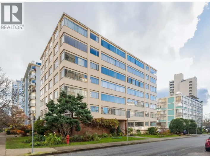 204 1050 CHILCO STREET, Vancouver