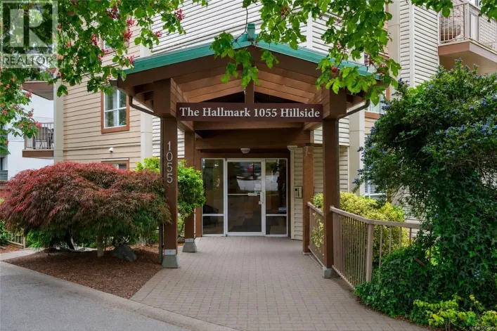 204 1055 Hillside Ave, Victoria