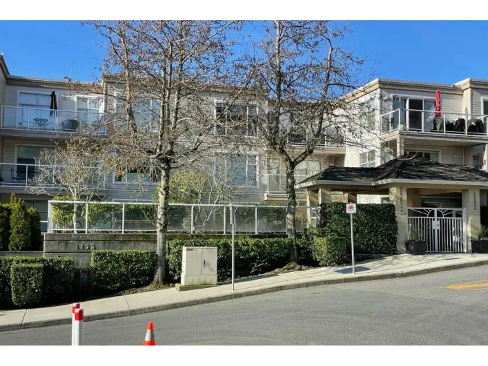 204 1153 VIDAL STREET, White Rock