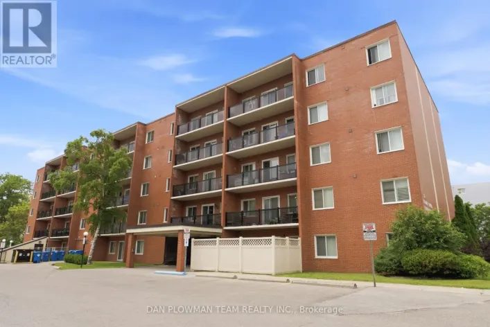 204 - 131 TAUNTON ROAD E, Oshawa