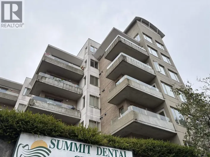 204 137 W 17TH STREET, North Vancouver