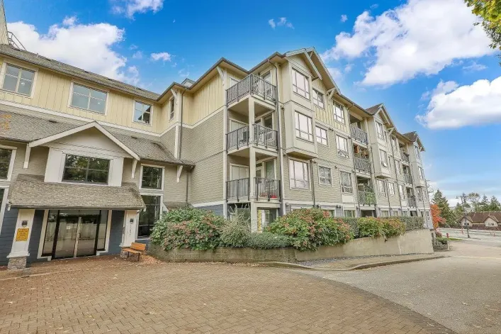 204 13897 FRASER HIGHWAY, Surrey