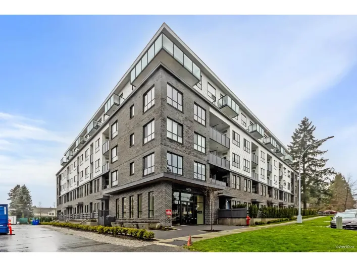 204 14778 106 AVENUE, Surrey