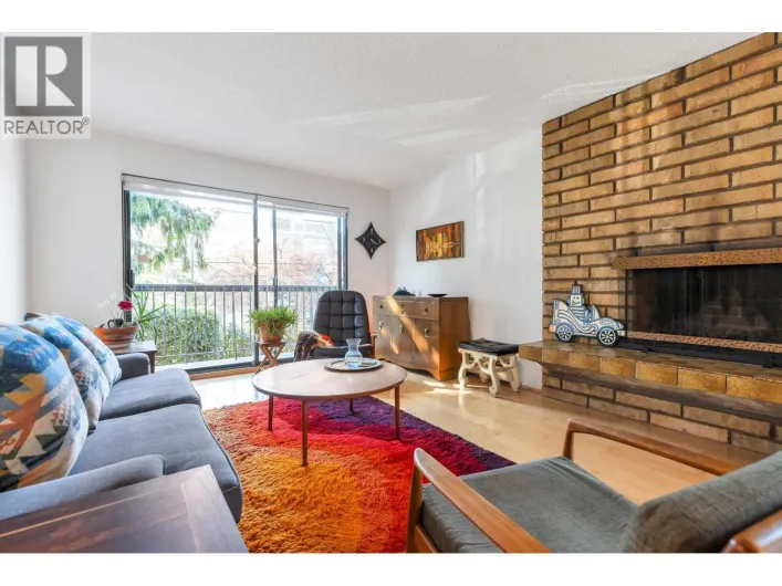 204 1515 E 5TH AVENUE, Vancouver