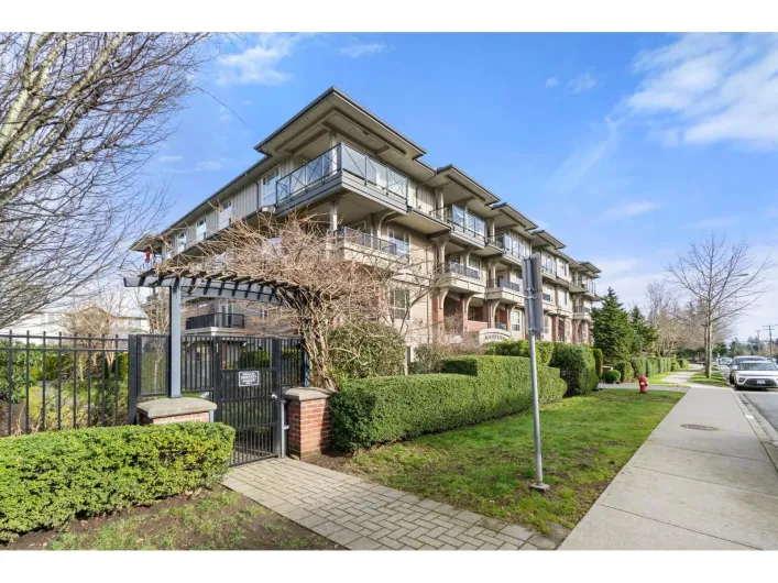 204 15357 17A AVENUE, Surrey