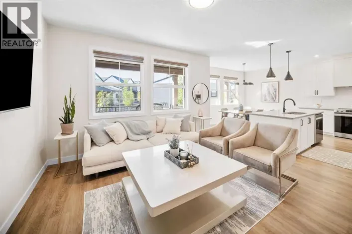 204, 201 Cooperswood Green SW, Airdrie