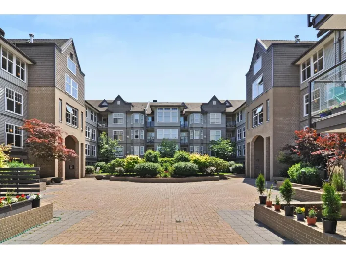 204 20200 56 AVENUE, Langley