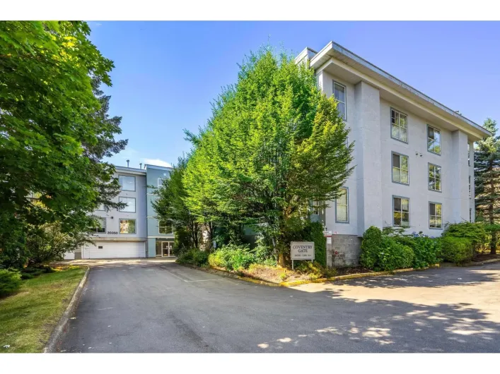 204 20350 54 AVENUE, Langley