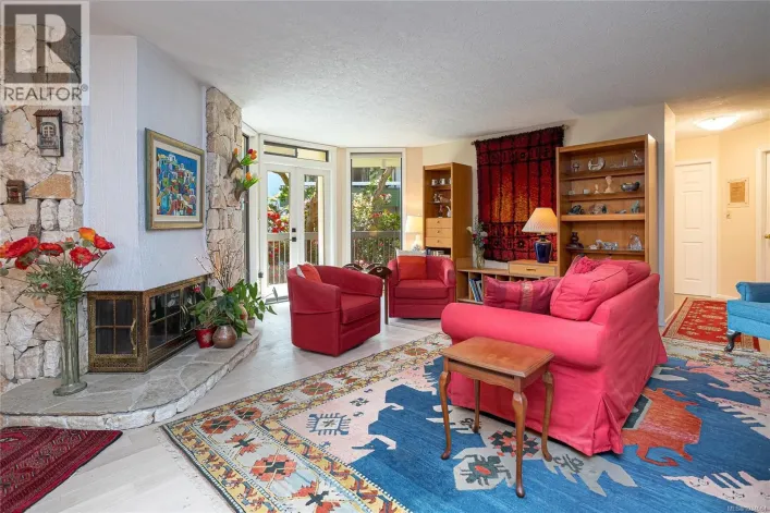 204 2119 Oak Bay Ave, Oak Bay