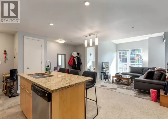204, 215 13 Avenue SW, Calgary