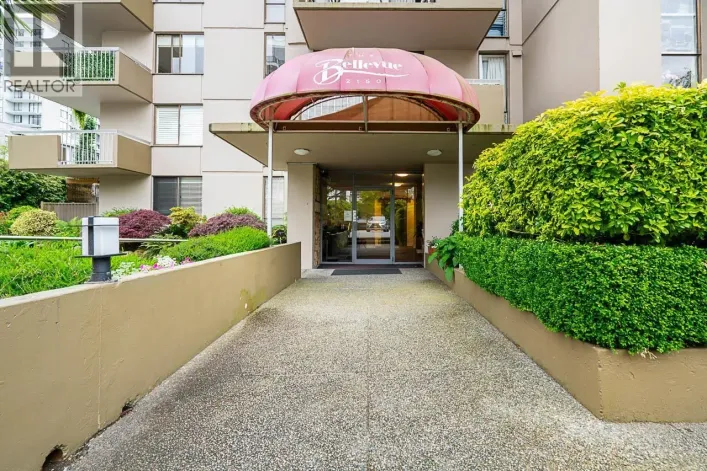 204 2150 BELLEVUE AVENUE, West Vancouver