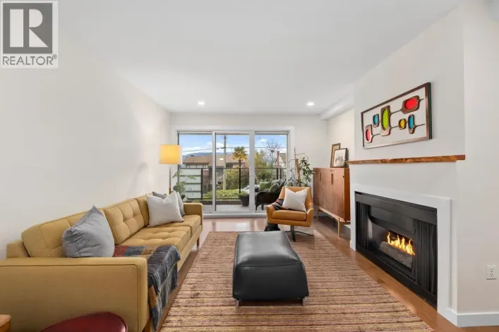 204 2336 WALL STREET, Vancouver