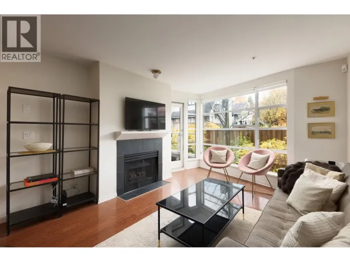204 2575 W 4TH AVENUE, Vancouver