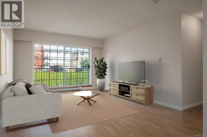 204 266 Hirst Ave W, Parksville