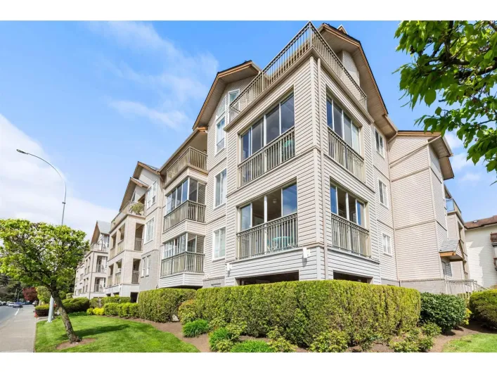 204 2772 CLEARBROOK ROAD, Abbotsford