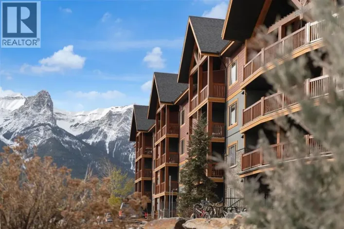 204, 300 Palliser Lane, Canmore