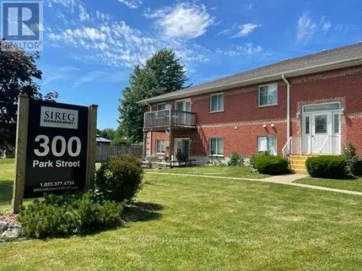 204 - 300 PARK STREET, Chatham-Kent