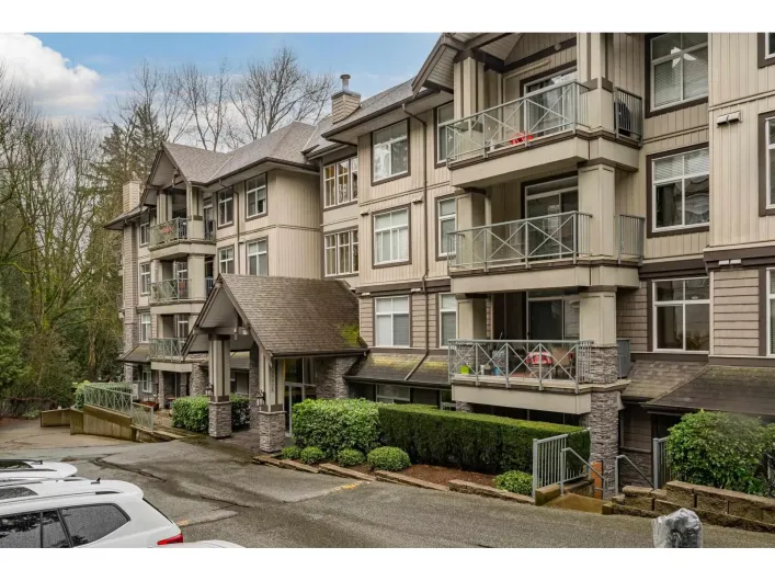 204 33328 E BOURQUIN CRESCENT, Abbotsford