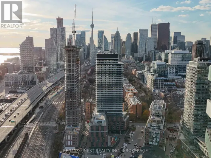 204 - 35 PARLIAMENT STREET, Toronto