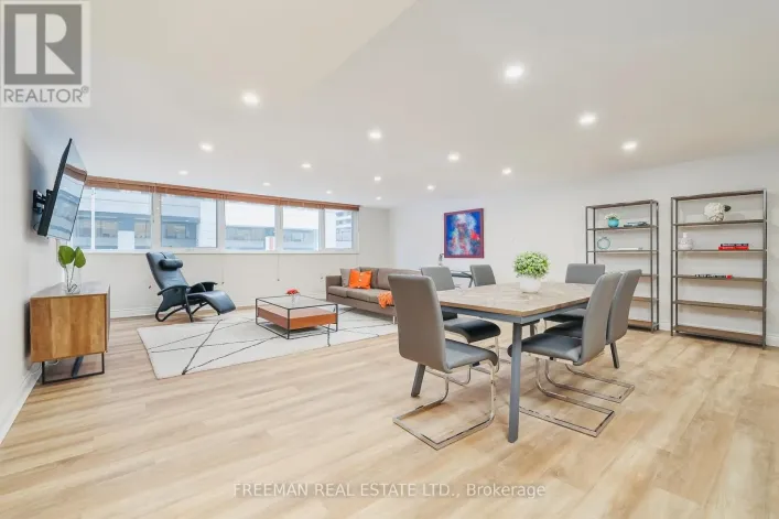 204 - 360 BLOOR STREET E, Toronto