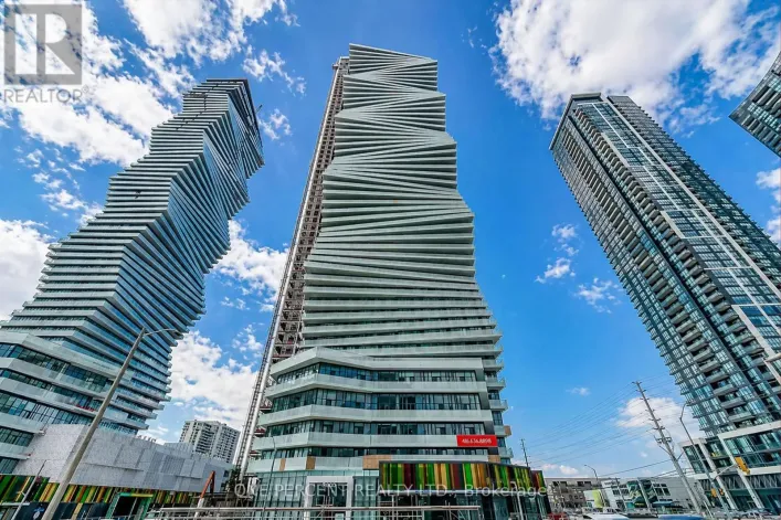 204 - 3900 CONFEDERATION PARKWAY, Mississauga