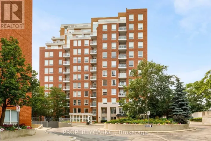 Apartment for sale: 204 - 40 OLD MILL ROAD, Oakville