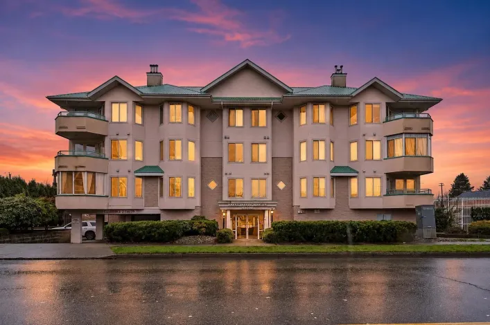 204 46000 FIRST AVENUE|Chilliwack Downtown, Chilliwack
